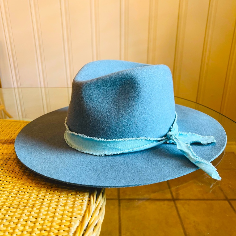 Turquoise blue rancher hat